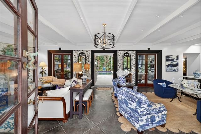 2095 S Porpoise Point Lane, Vero Beach, FL 32963