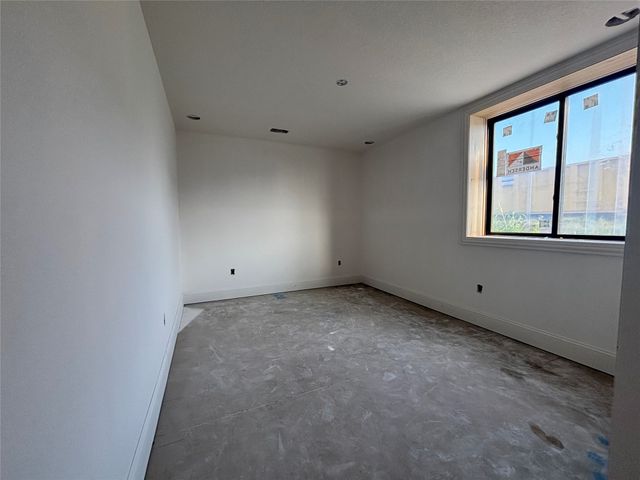 3837 NW 183rd Street, Clive, IA 50325