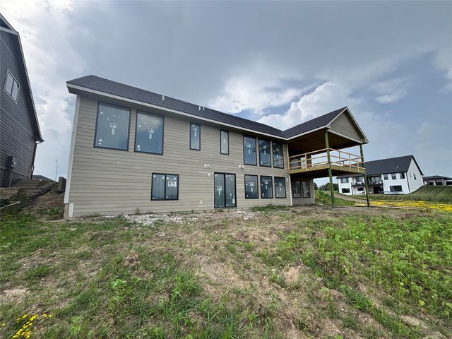 3837 NW 183rd Street, Clive, IA 50325