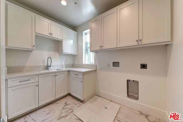 4241 Woodcliff Road, Sherman Oaks, CA 91403