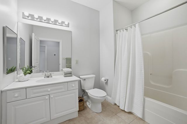 527 Pawtucket Blvd 608, Lowell, MA 01854