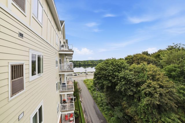 527 Pawtucket Blvd 608, Lowell, MA 01854