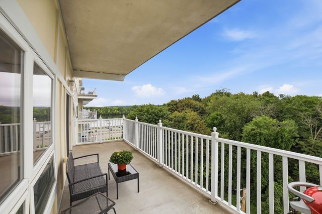 527 Pawtucket Blvd 608, Lowell, MA 01854