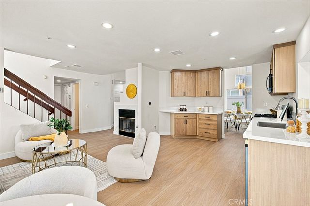 11515 Aberdeen Dr, Fontana, CA 92337