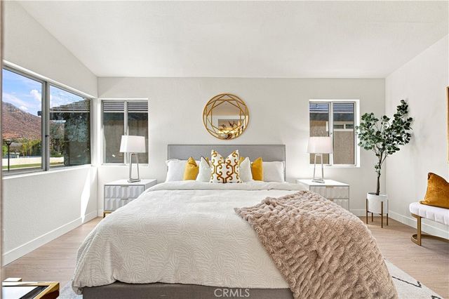 11515 Aberdeen Dr, Fontana, CA 92337