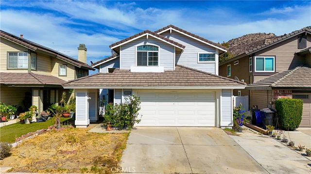 11515 Aberdeen Dr, Fontana, CA 92337