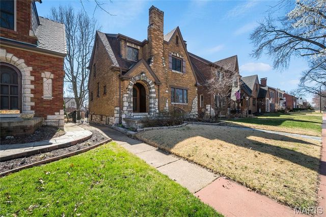 5866 Delor Street, St Louis, MO 63109