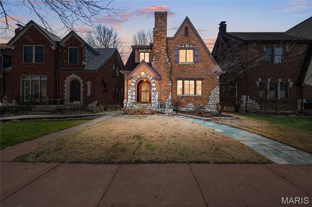 5866 Delor Street, St Louis, MO 63109