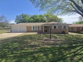 1144 Norwood Drive, Hurst, TX 76053