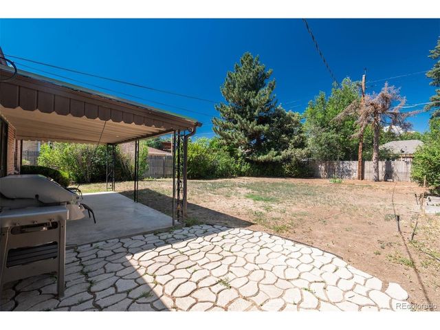 1211 Jasmine St, Denver, CO 80220