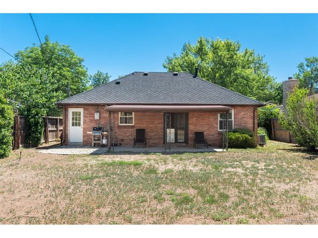 1211 Jasmine St, Denver, CO 80220