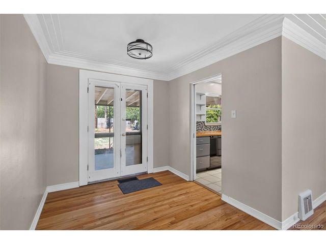 1211 Jasmine St, Denver, CO 80220