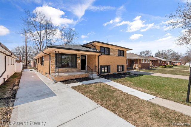 23701 Marlow Street, Oak Park, MI 48237