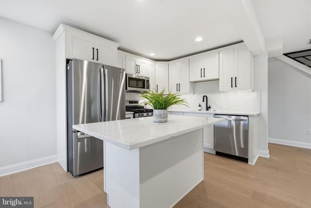 1589 EDGEWOOD AVE, Abington, PA 19001