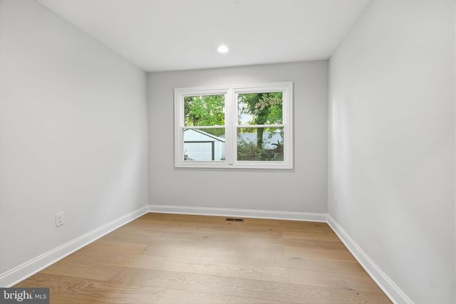 1589 EDGEWOOD AVE, Abington, PA 19001