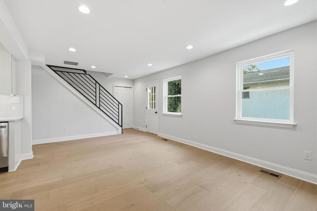 1589 EDGEWOOD AVE, Abington, PA 19001 — photo 5