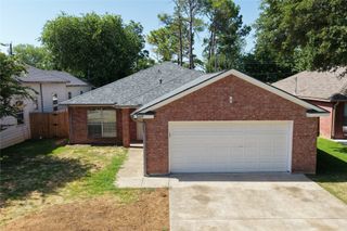 2616 18th Street W, Irving, TX 75060