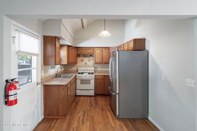 455 Commodore Drive, Forked River, NJ 08731
