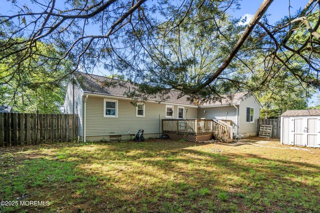 455 Commodore Drive, Forked River, NJ 08731