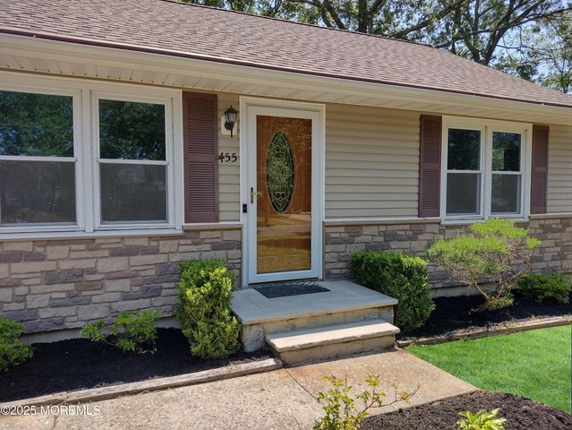 455 Commodore Drive, Forked River, NJ 08731