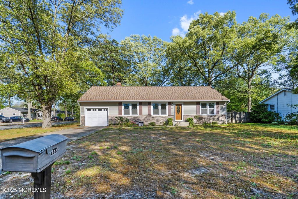 455 Commodore Drive, Forked River, NJ 08731