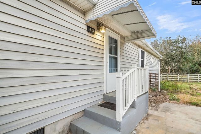 1677 Clearview Drive, Manning, SC 29102