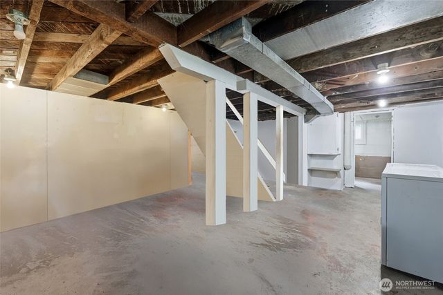 6824 Pacific Avenue, Tacoma, WA 98408