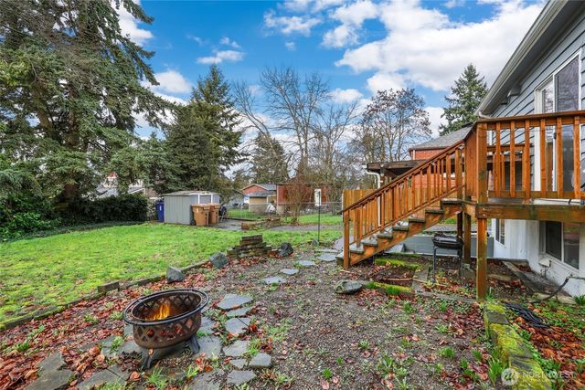 6824 Pacific Avenue, Tacoma, WA 98408