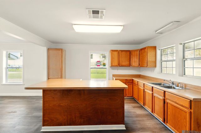 1175 Avenue C, Westwego, LA 70094