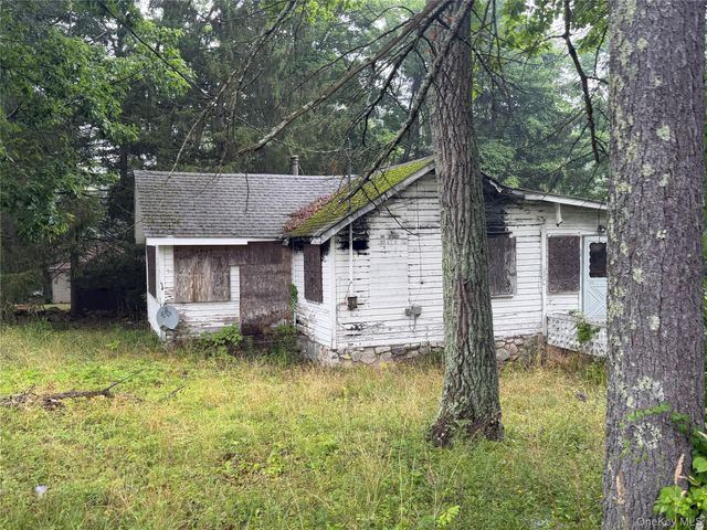 66 Arbutus Trail, Wurtsboro, NY 12790