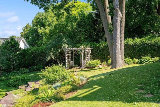 46 Chittenden Drive, Burlington, VT 05401