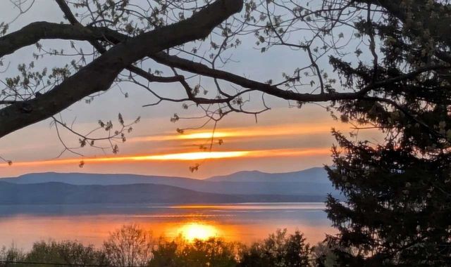 46 Chittenden Drive, Burlington, VT 05401