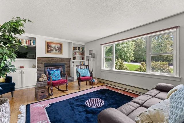 46 Chittenden Drive, Burlington, VT 05401