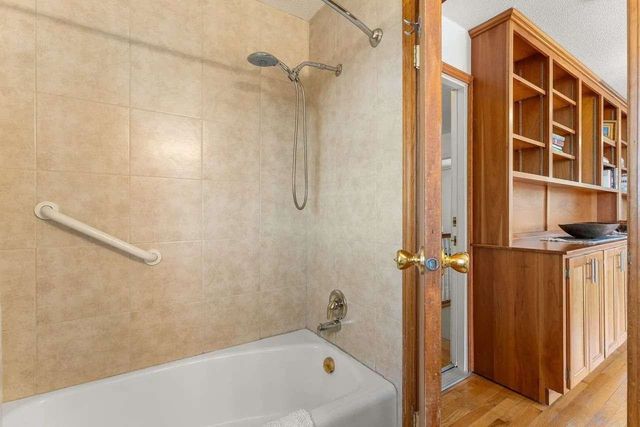 46 Chittenden Drive, Burlington, VT 05401