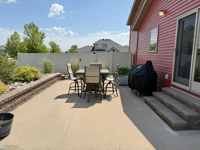 1809 Pentland Street, West Fargo, ND 58078