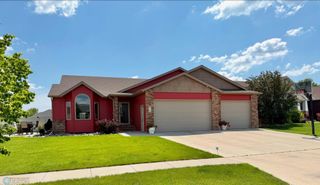 1809 Pentland Street, West Fargo, ND 58078