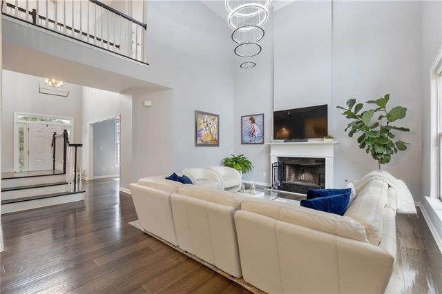 4290 Canterbury Walk Drive, Duluth, GA 30097