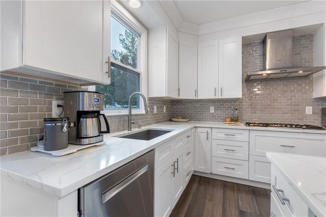 4290 Canterbury Walk Drive, Duluth, GA 30097