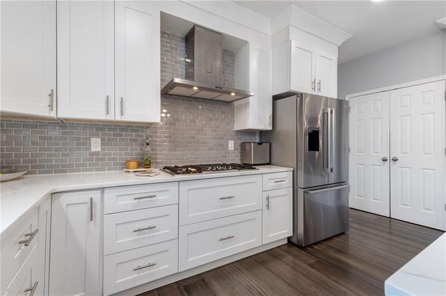 4290 Canterbury Walk Drive, Duluth, GA 30097