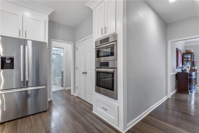 4290 Canterbury Walk Drive, Duluth, GA 30097