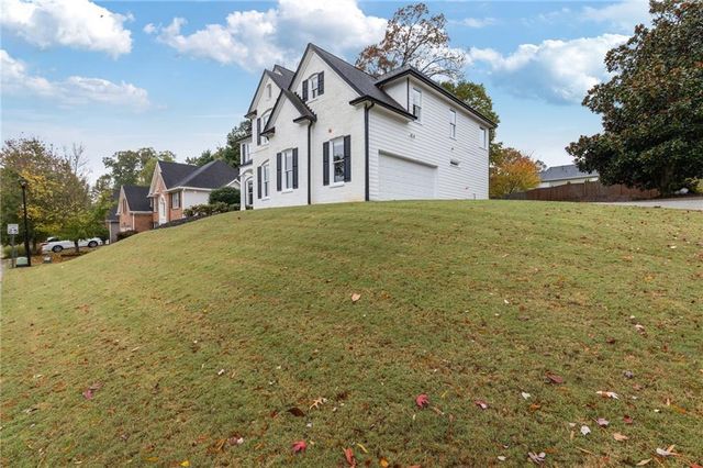 4290 Canterbury Walk Drive, Duluth, GA 30097