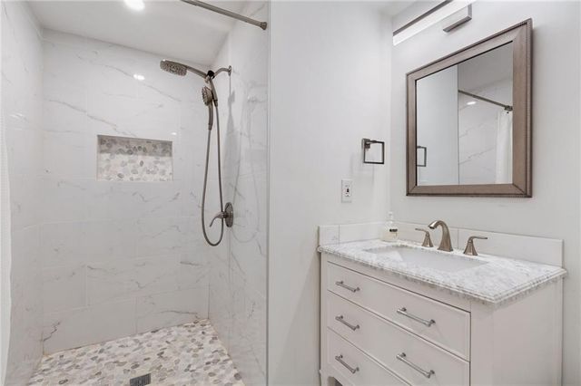 4290 Canterbury Walk Drive, Duluth, GA 30097