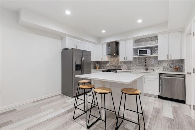 4290 Canterbury Walk Drive, Duluth, GA 30097