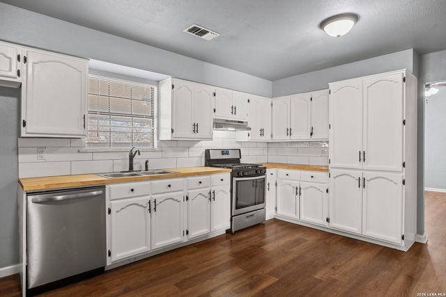 119 Tarrant, San Antonio, TX 78214