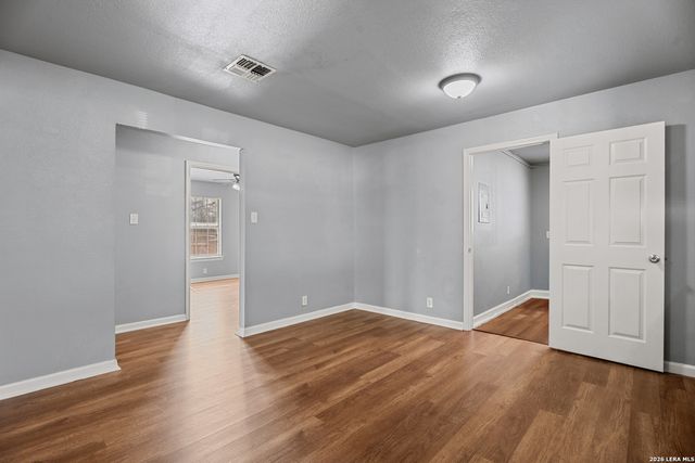 119 Tarrant, San Antonio, TX 78214