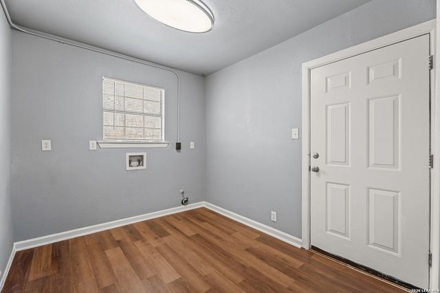 119 Tarrant, San Antonio, TX 78214