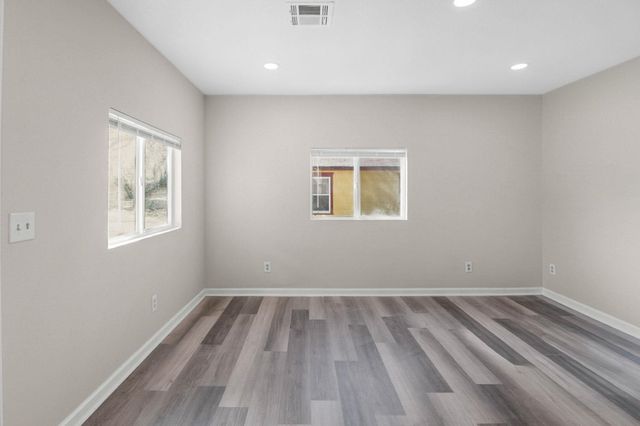1445 N Lorraine Ave, Wichita, KS 67214