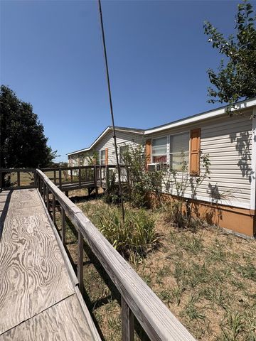 12316 Poppy Court, Justin, TX 76247