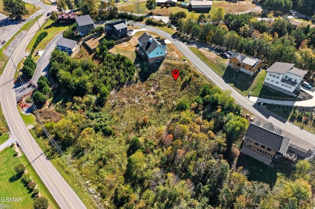86 Blue Herring Way, Sevierville, TN 37876