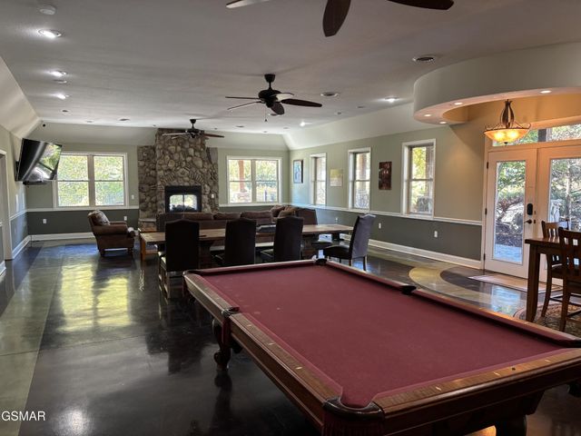 86 Blue Herring Way, Sevierville, TN 37876